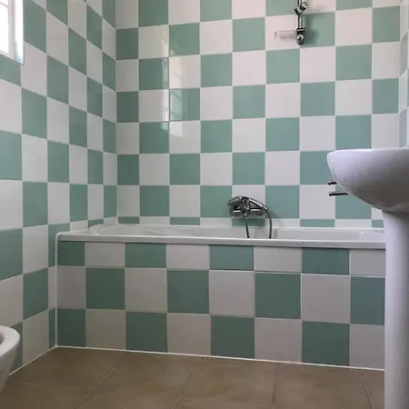 Amazing In With Terrace Nyaraló