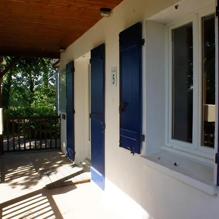 Amazing In With Terrace Сasa de vacaciones Les Forges (Deux-Sevres)