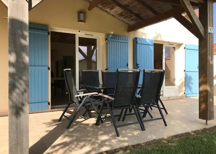 بيت للعطل Amazing In With Terrace *